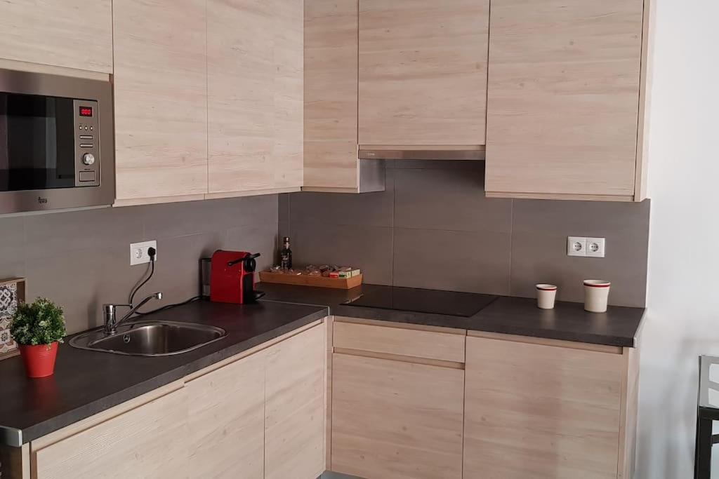 Fabuloso Apartamento En Triana Севилья Экстерьер фото